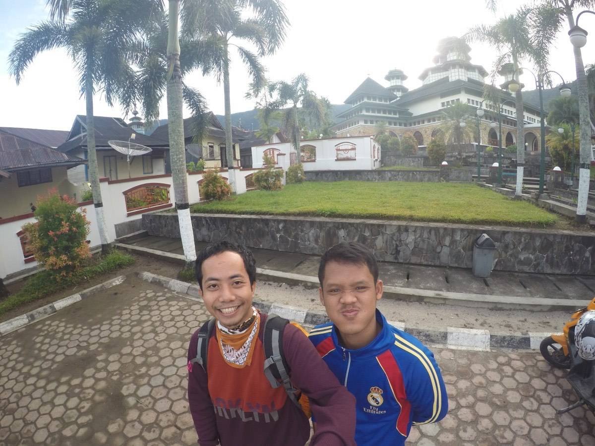 A mosque by the shores of Lake Maninjau, West Sumatra