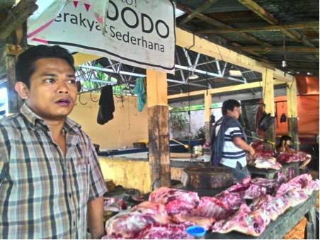 Pak Petrus at his stall